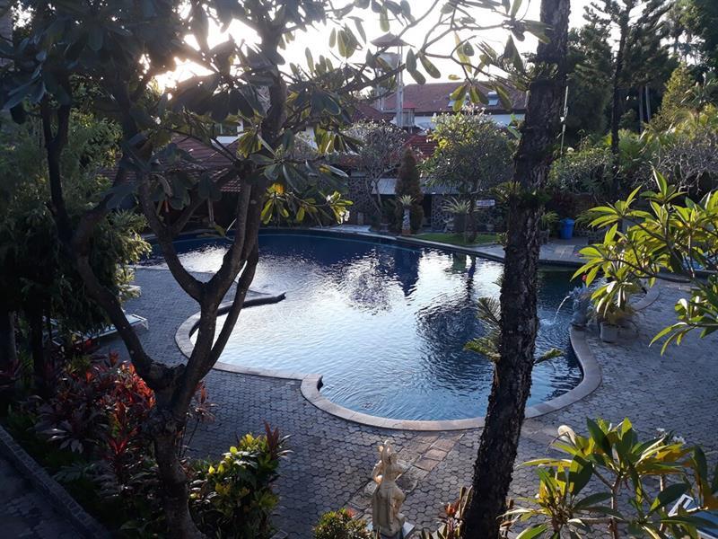 Puri Bali Hotel Lovina Exterior foto